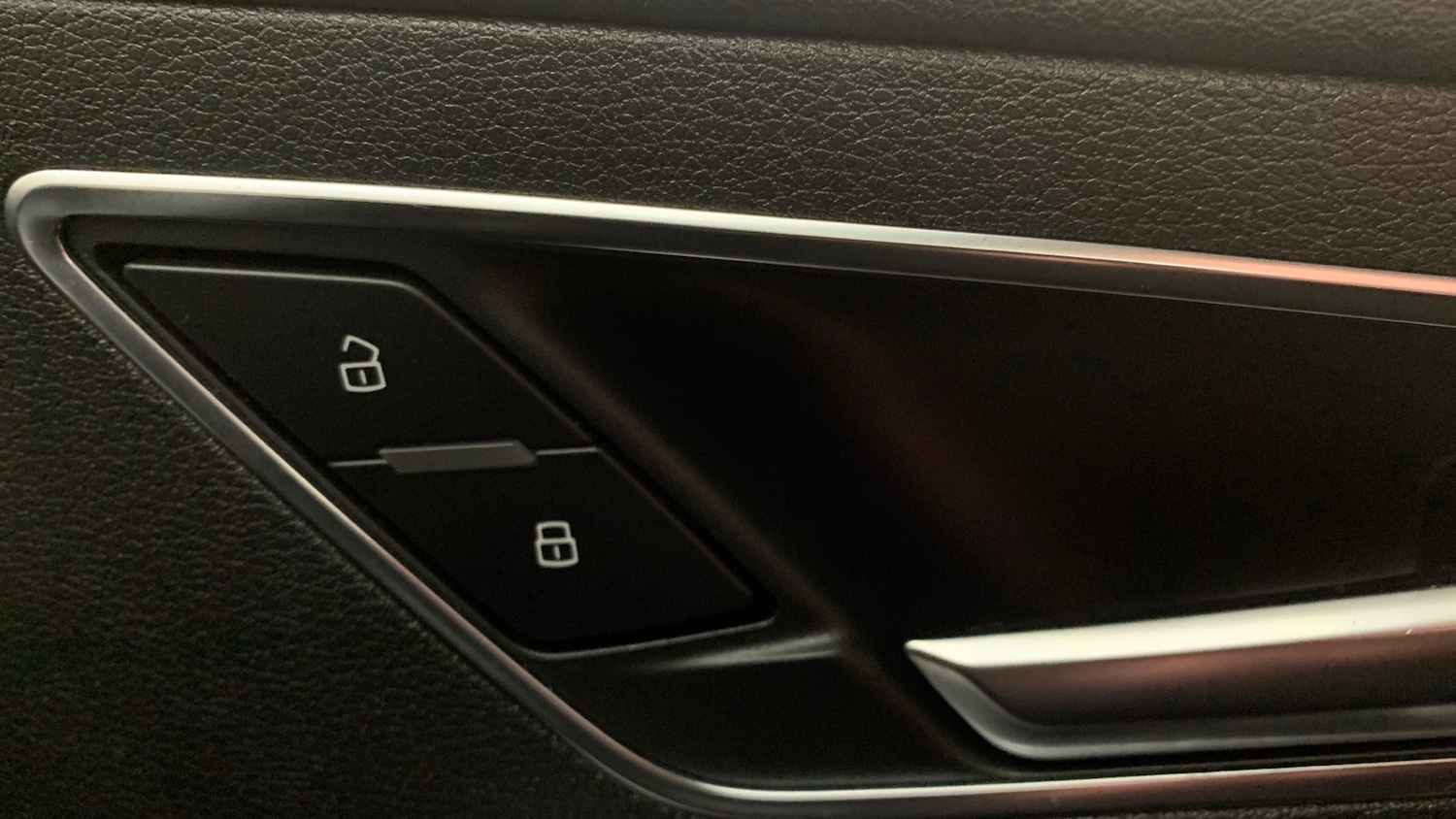 Used Audi Q2 2018 for sale - 77218062: Photo 44