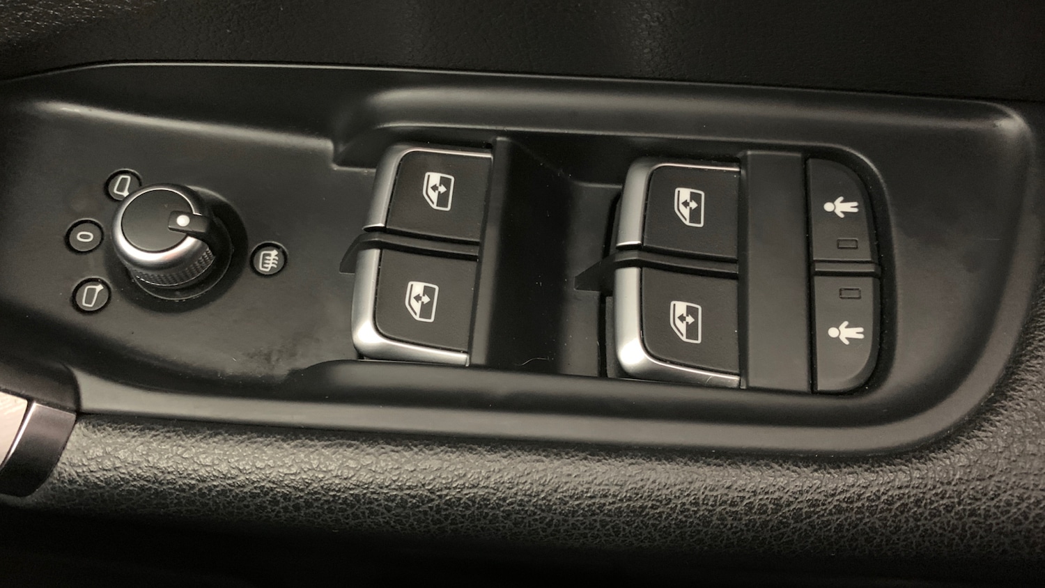 Used Audi Q2 2018 for sale - 77218062: Photo 45