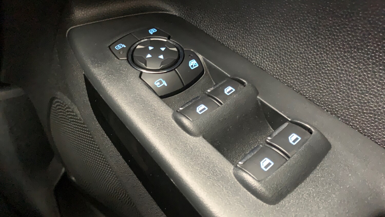 Used Ford Ecosport 2019 for sale - 75811664: Photo 27