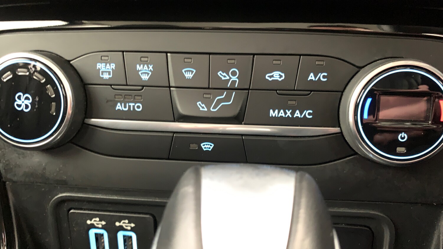 Used Ford Ecosport 2019 for sale - 75811664: Photo 31