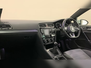 Used Volkswagen Golf 2016 for sale - 79338386: Photo