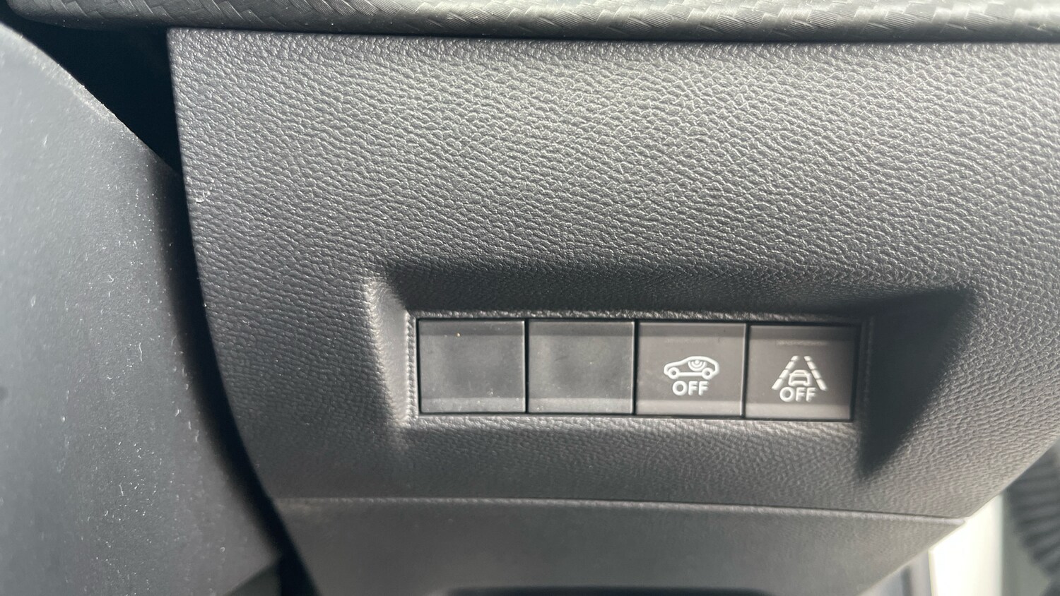Used Peugeot 208 2022 for sale - 75840924: Photo 34