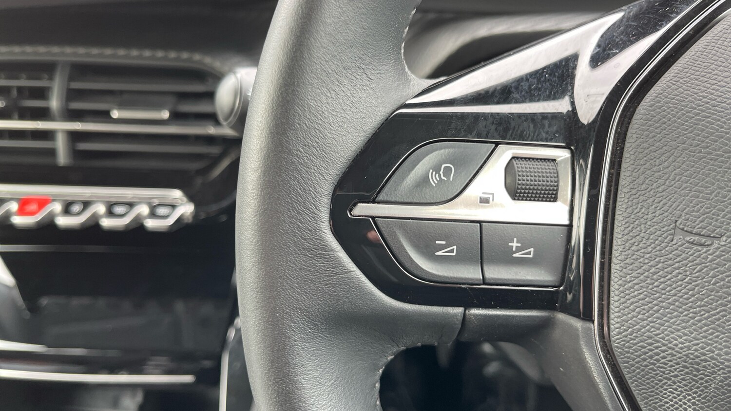 Used Peugeot 2008 2022 for sale - 78220562: Photo 23