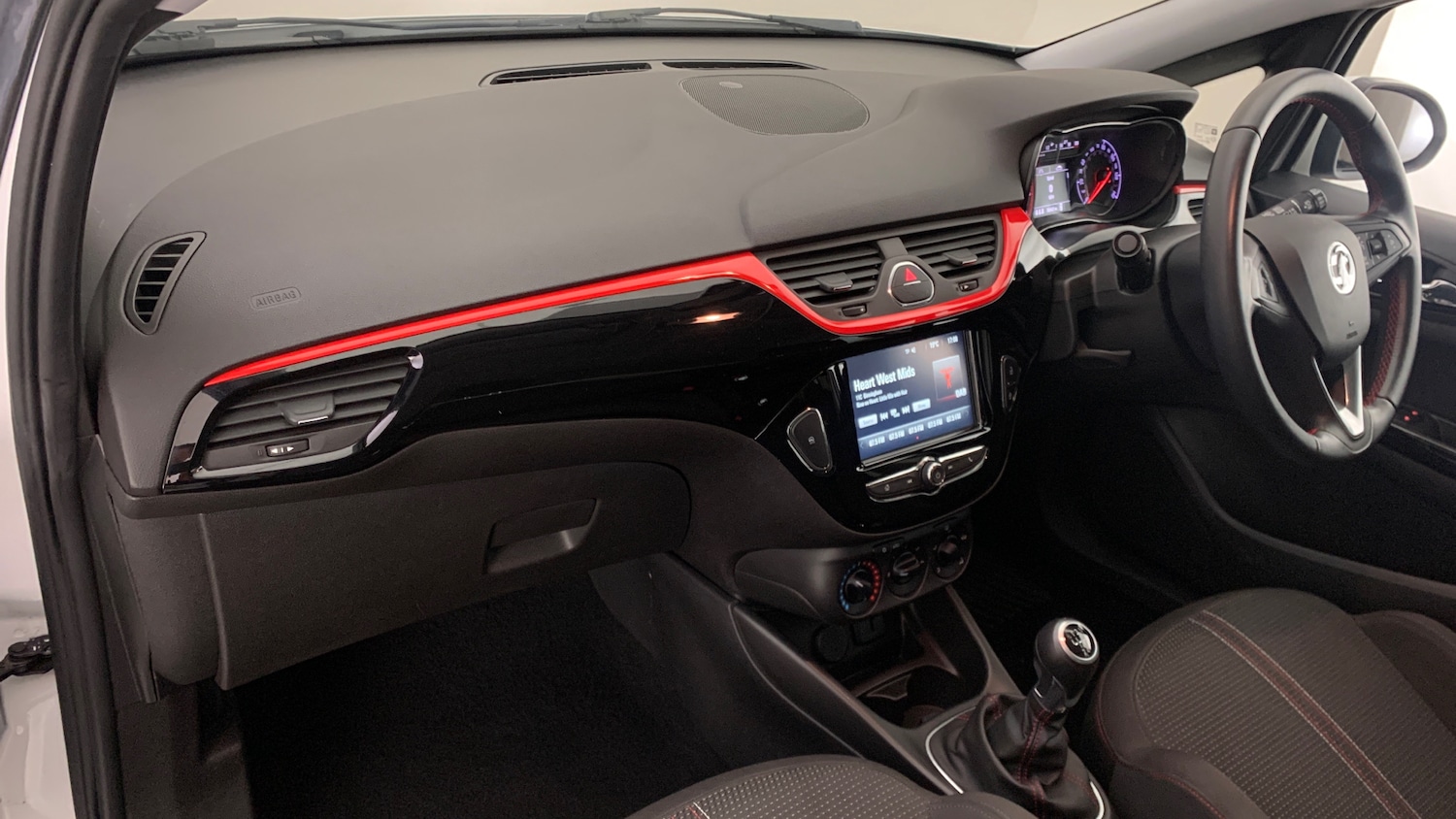 Used Vauxhall Corsa 2018 for sale - 76014581: Photo 2