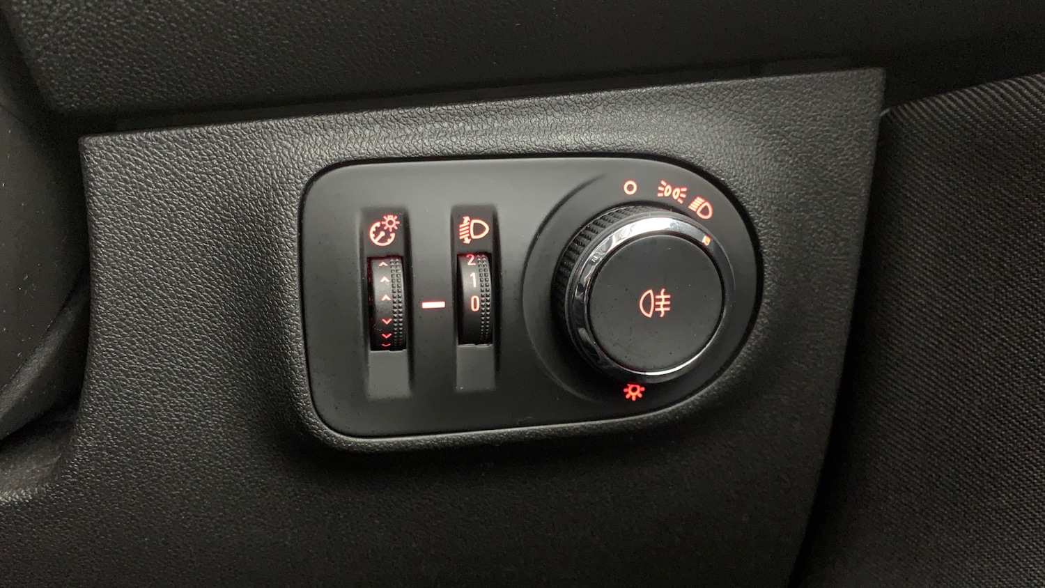 Used Vauxhall Corsa 2018 for sale - 76014581: Photo 20