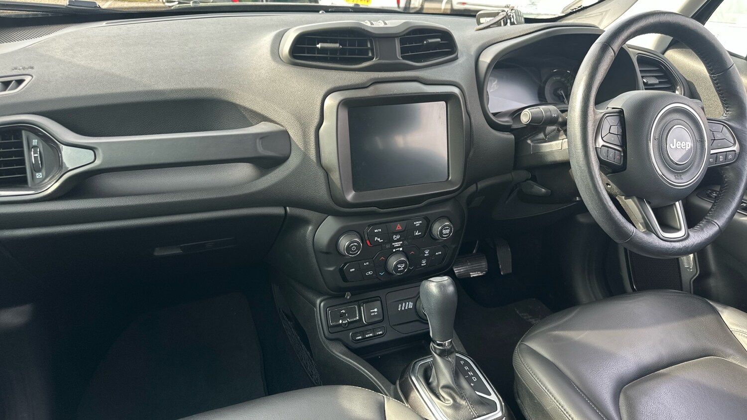 Used Jeep Renegade 2021 for sale - 77994659: Photo 12