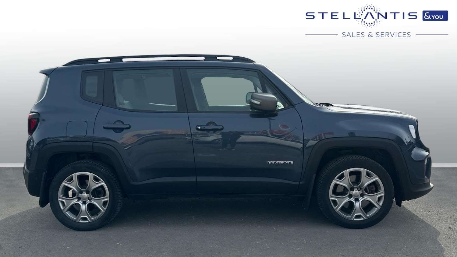 Used Jeep Renegade 2021 for sale - 77994659: Photo 2