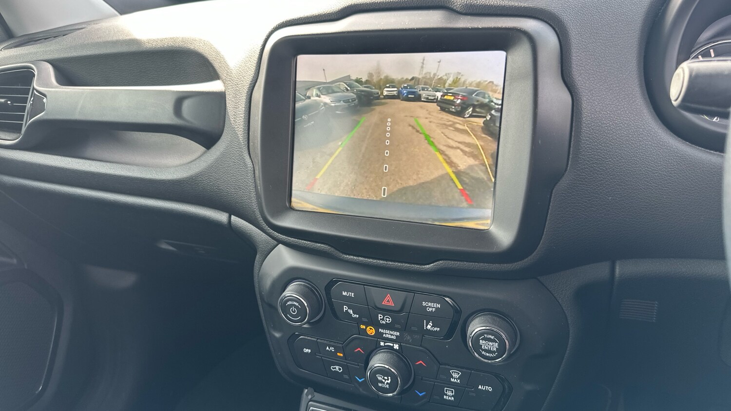 Used Jeep Renegade 2021 for sale - 77994659: Photo 29