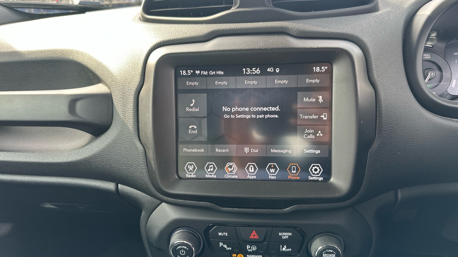 Used Jeep Renegade 2021 for sale - 77994659: Photo 31