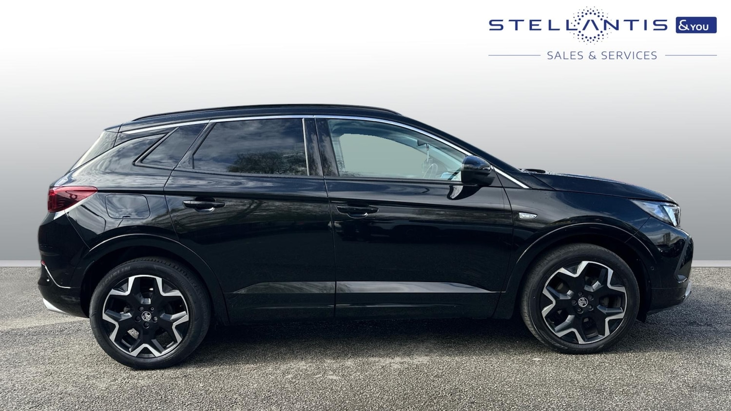 Used Vauxhall Grandland 2022 for sale - 78220568: Photo 2