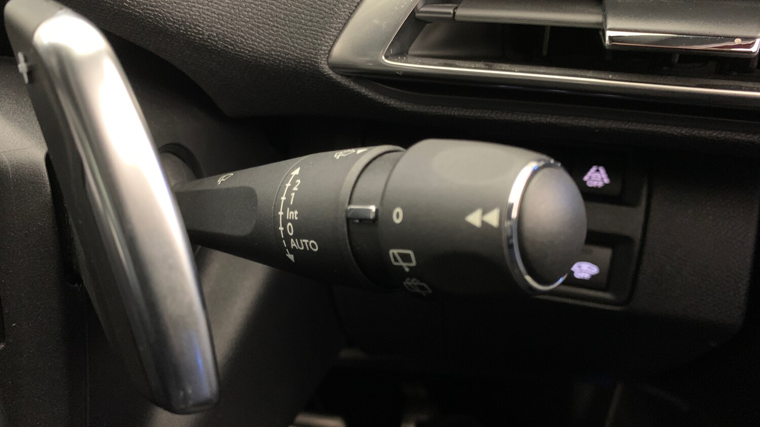 Used Peugeot 3008 2020 for sale - 78205959: Photo 17