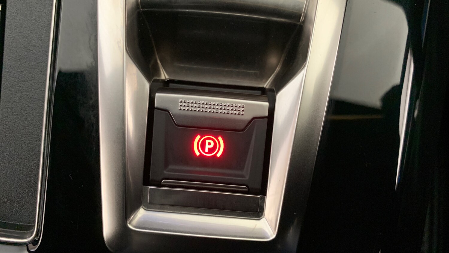 Used Peugeot 3008 2020 for sale - 78205959: Photo 36