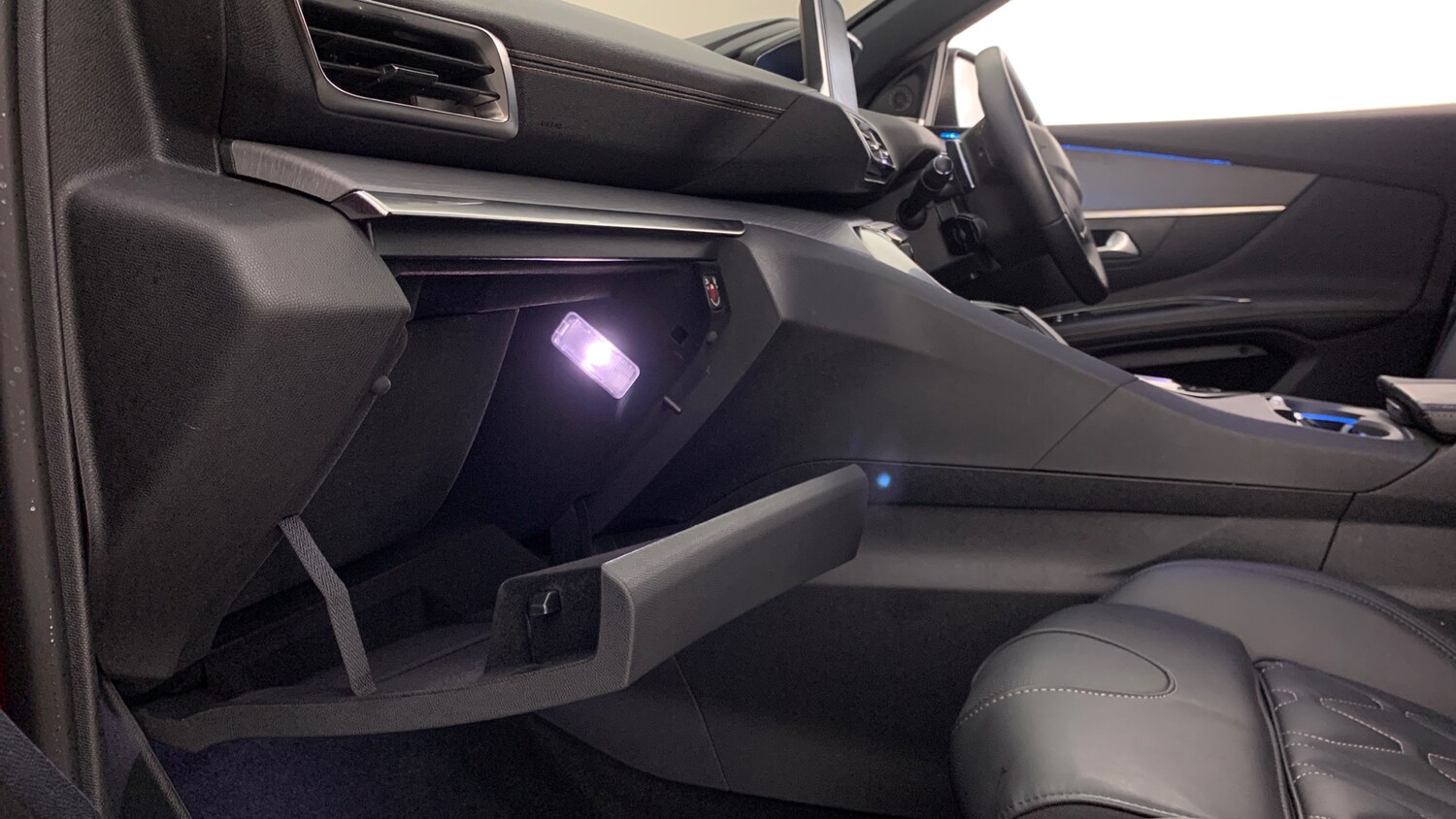 Used Peugeot 3008 2020 for sale - 78205959: Photo 43