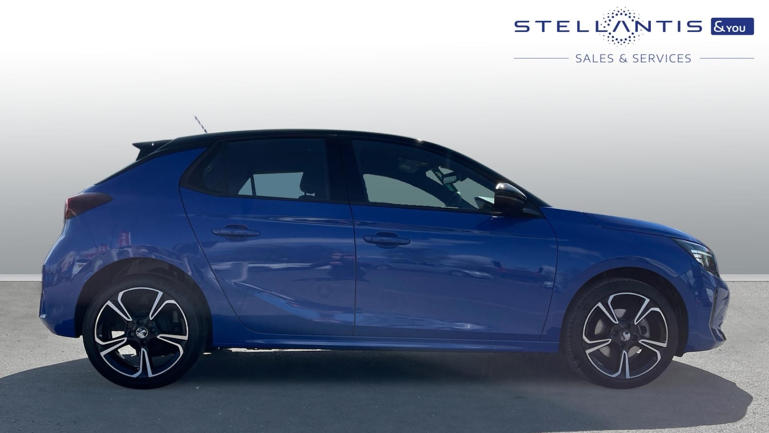 Used Vauxhall Corsa 2023 for sale - 78220574: Photo 2