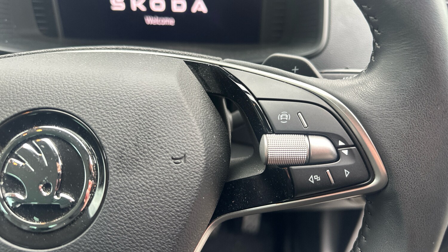 Used Skoda Karoq 2024 for sale - 77684939: Photo 24