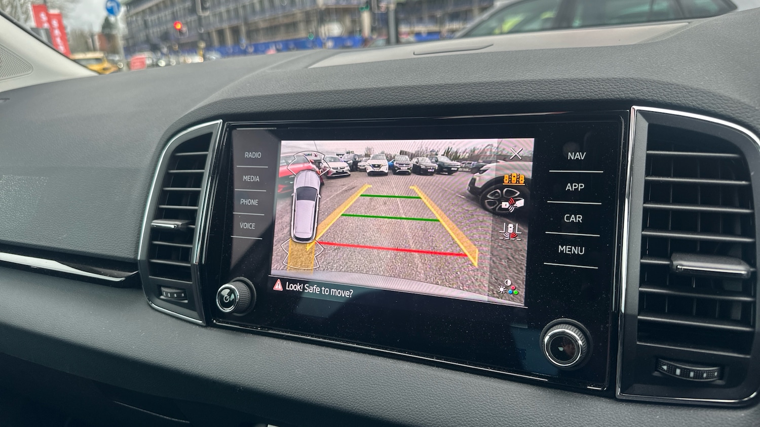 Used Skoda Karoq 2024 for sale - 77684939: Photo 29