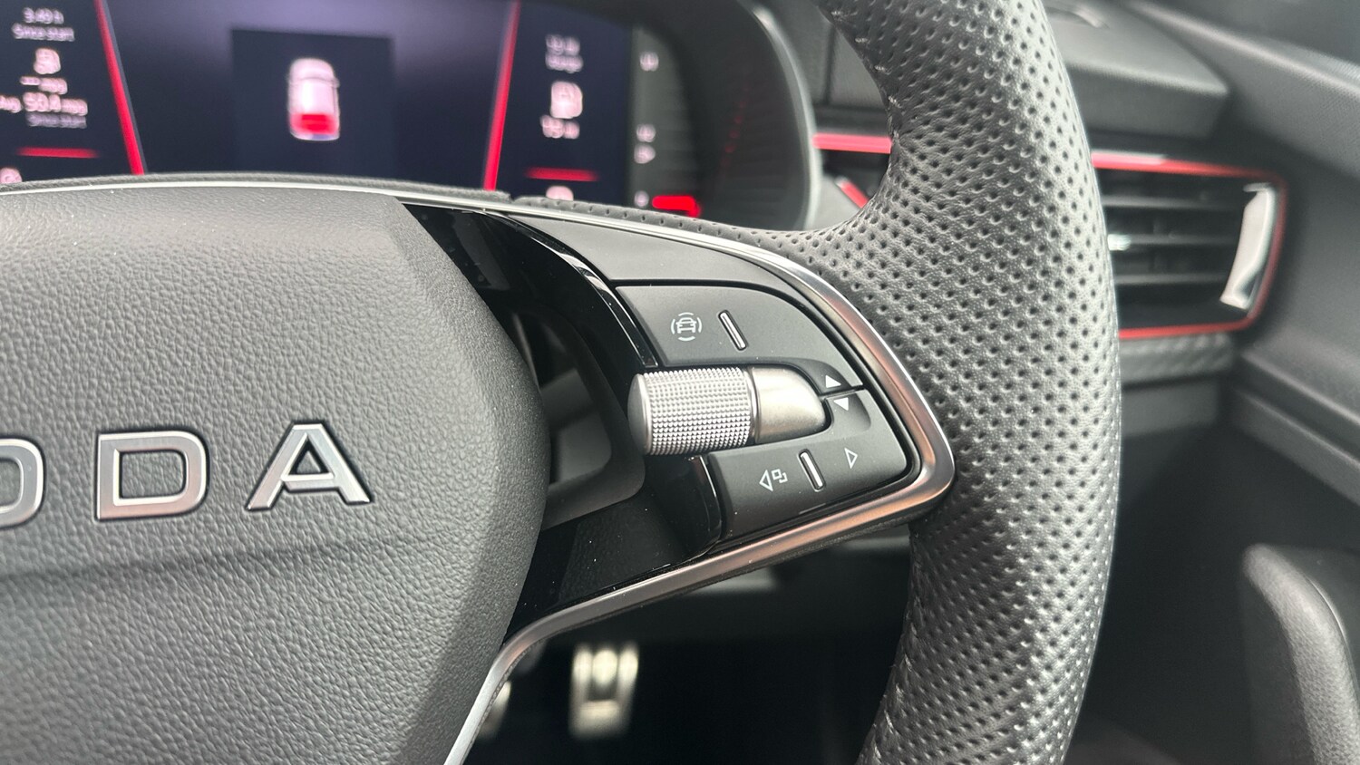 Used Skoda Kamiq 2025 for sale - 77684944: Photo 24