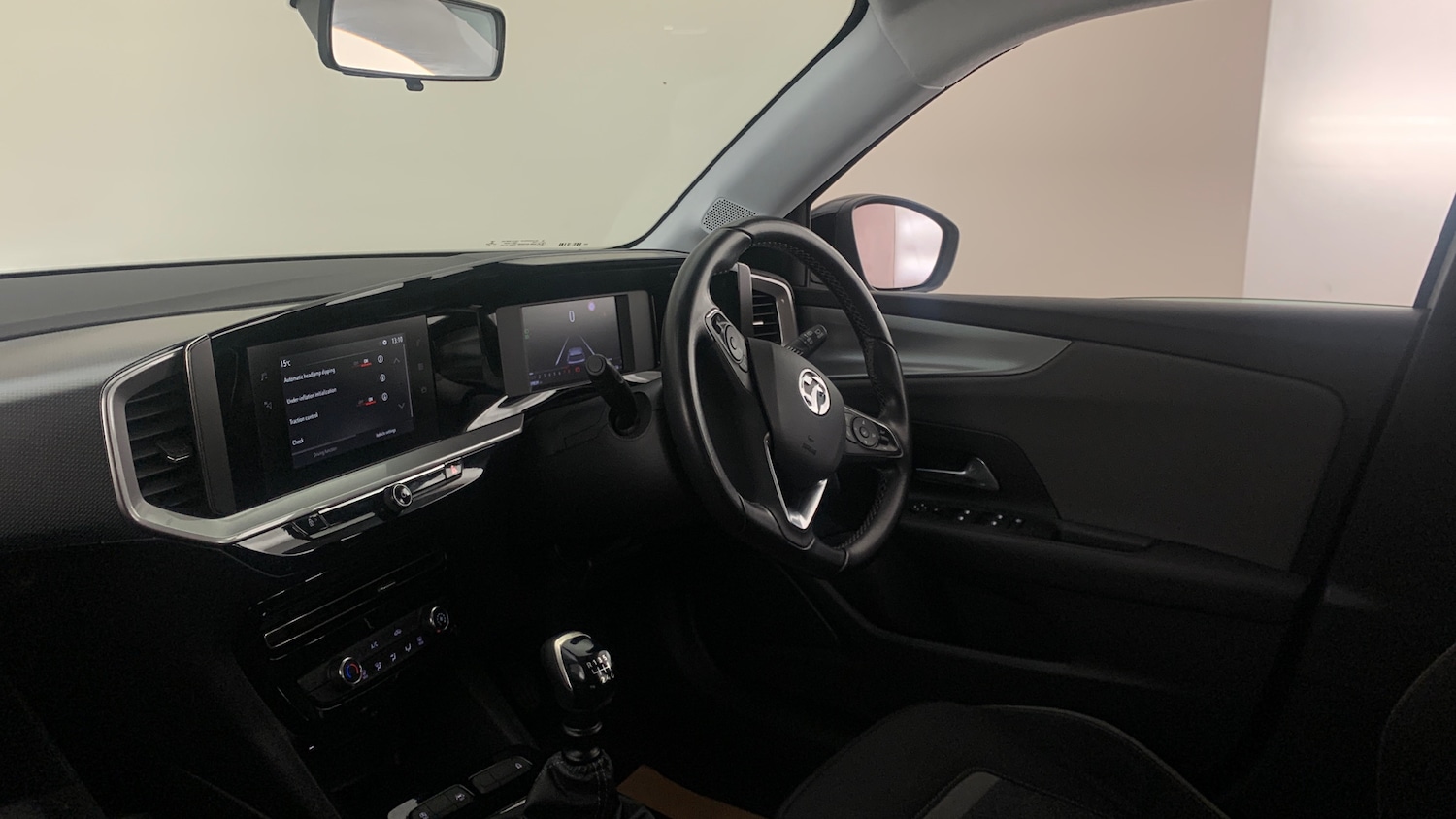 Used Vauxhall Mokka 2022 for sale - 77672493: Photo 2