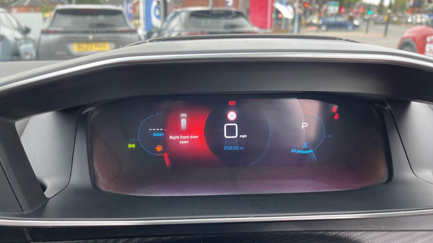 Used Peugeot 2008 2023 for sale - 76260949: Photo 13