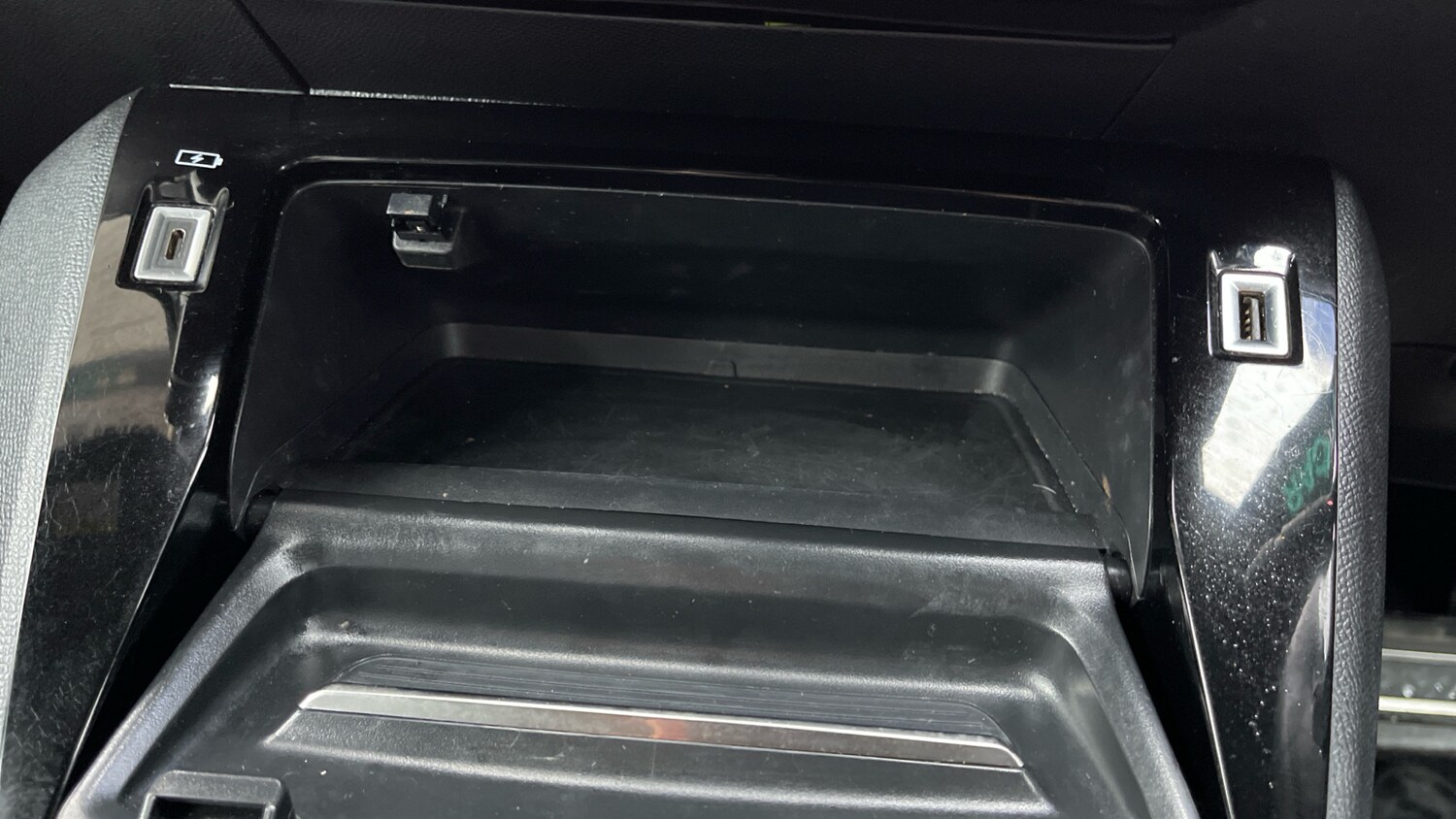 Used Peugeot 2008 2023 for sale - 76260949: Photo 30