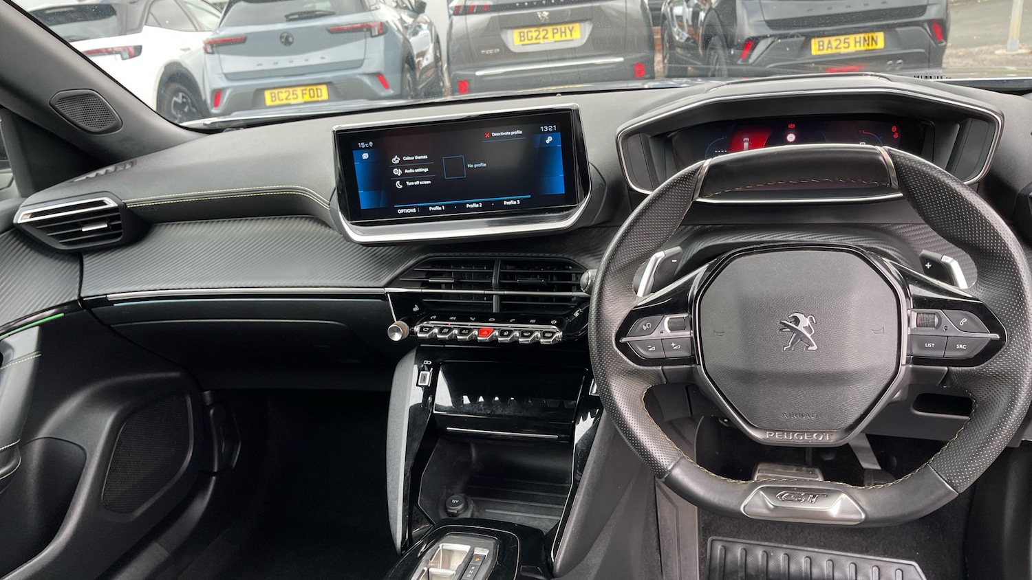 Used Peugeot 2008 2023 for sale - 76260949: Photo 4