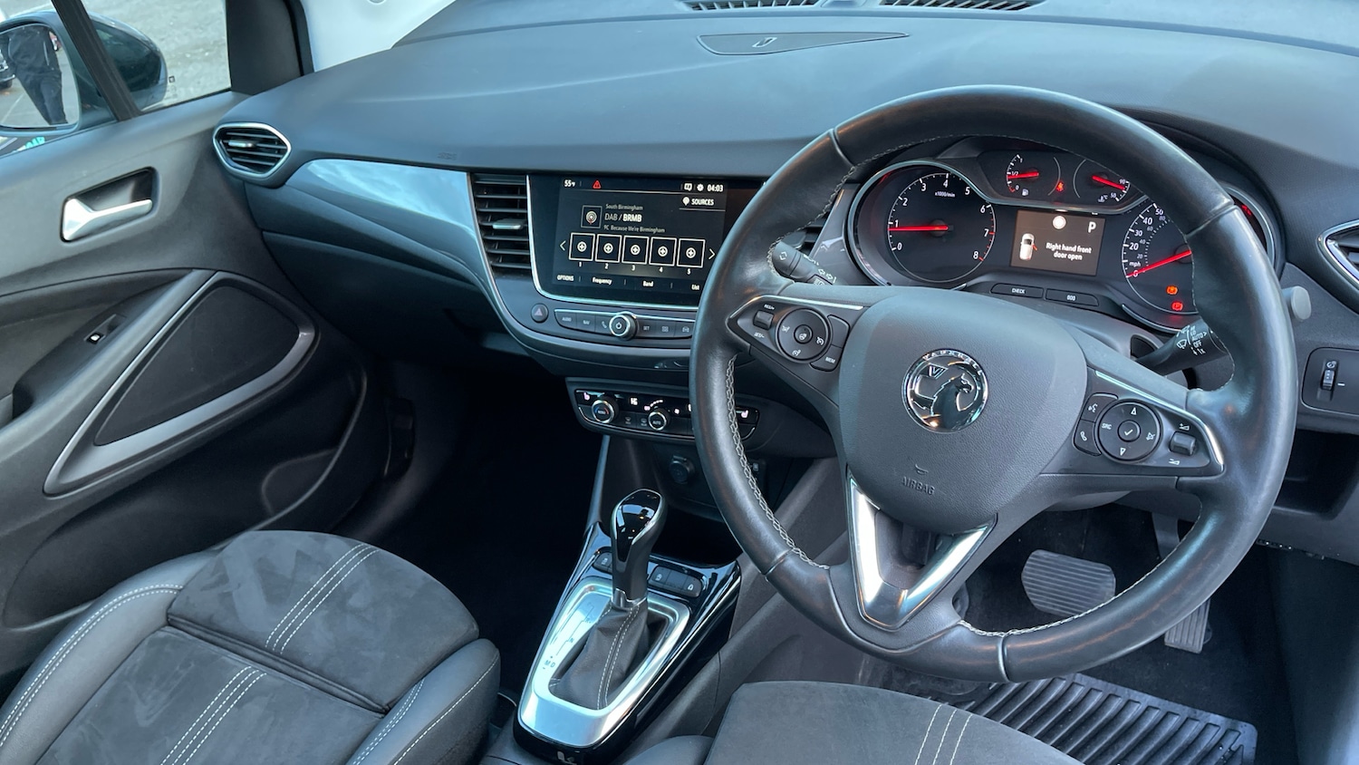 Used Vauxhall Crossland 2023 for sale - 76574242: Photo 4