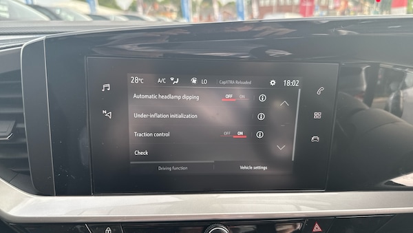 Used Vauxhall Mokka Electric 2025 for sale - 75302534: Photo 30