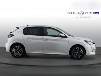 Used Peugeot 208 2021 for sale - 75811657: Photo