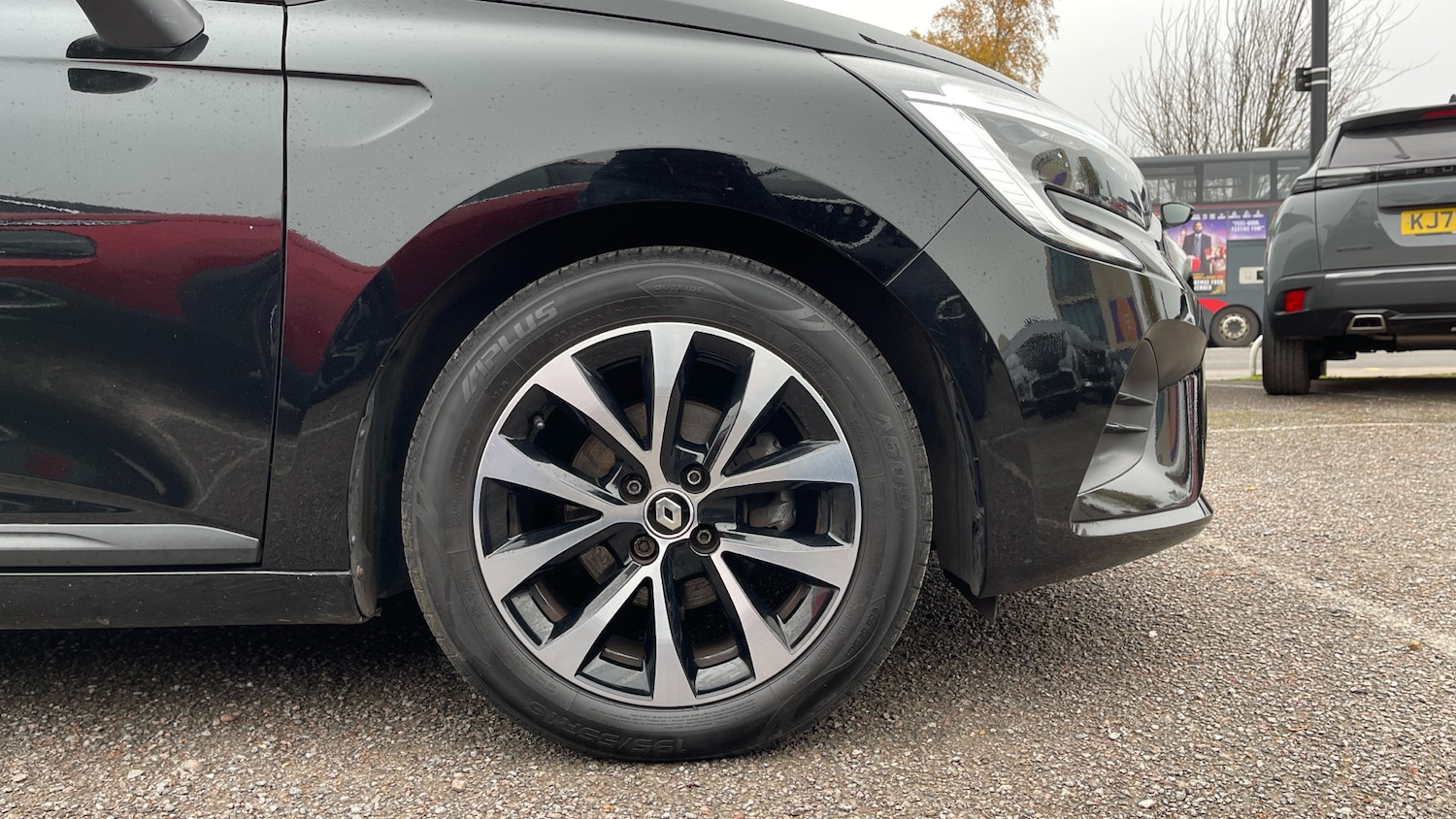 Used Renault Clio 2021 for sale - 76410180: Photo 17