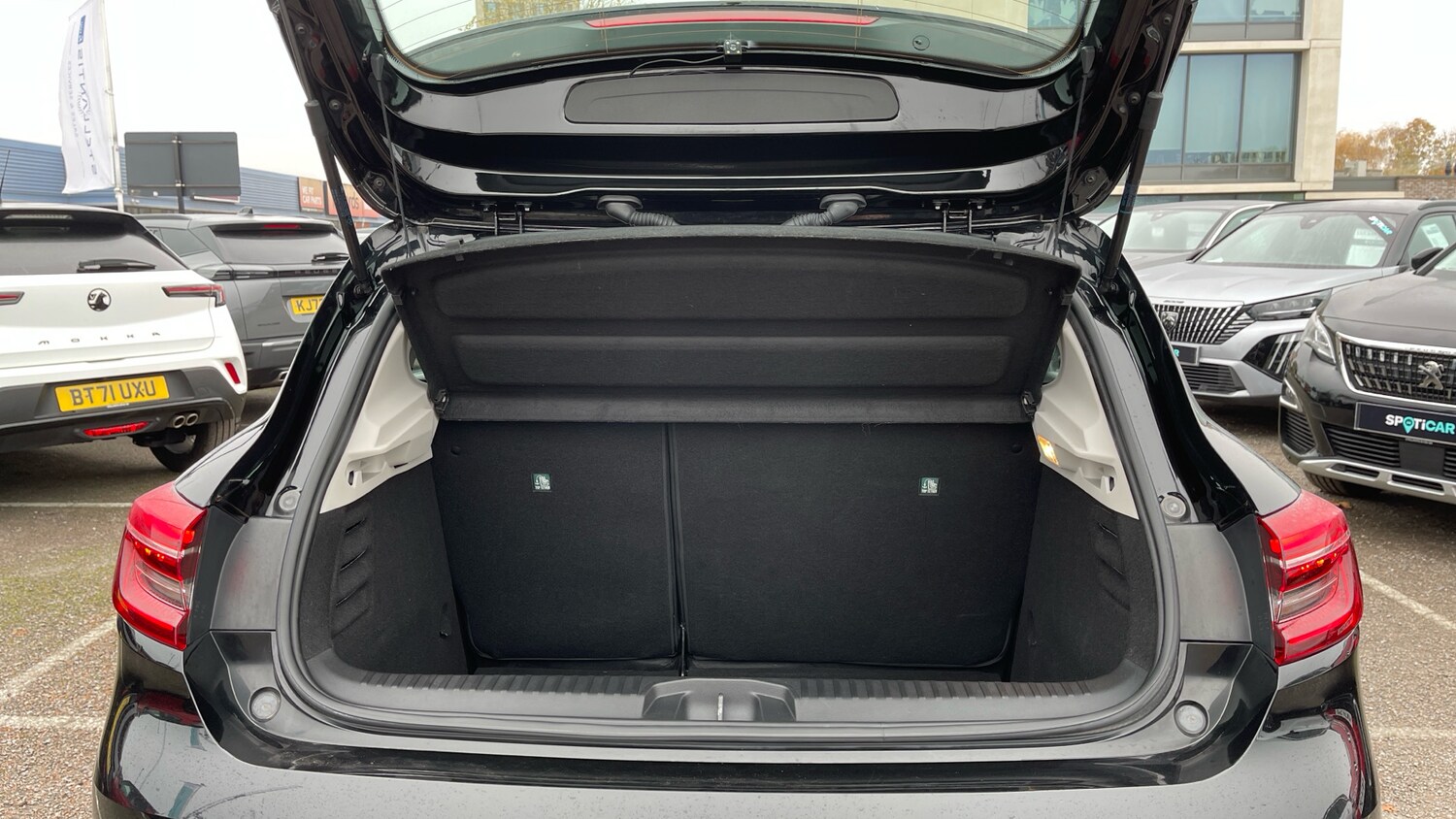 Used Renault Clio 2021 for sale - 76410180: Photo 19