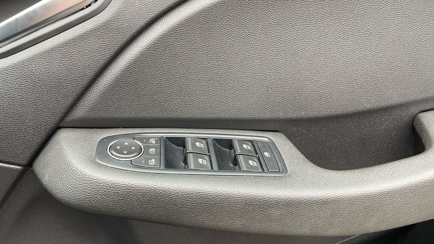 Used Renault Clio 2021 for sale - 76410180: Photo 22