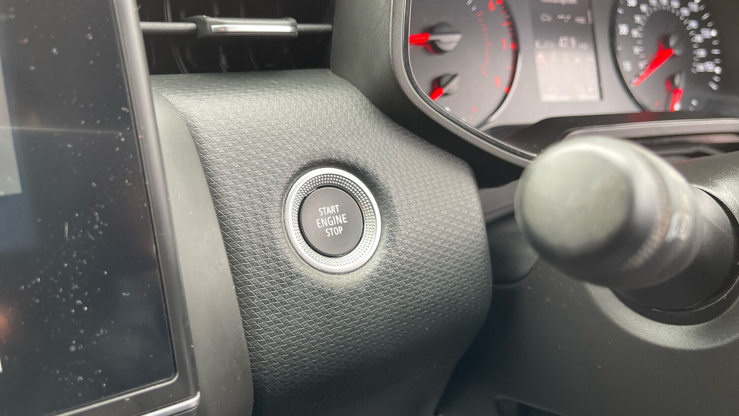 Used Renault Clio 2021 for sale - 76410180: Photo 36