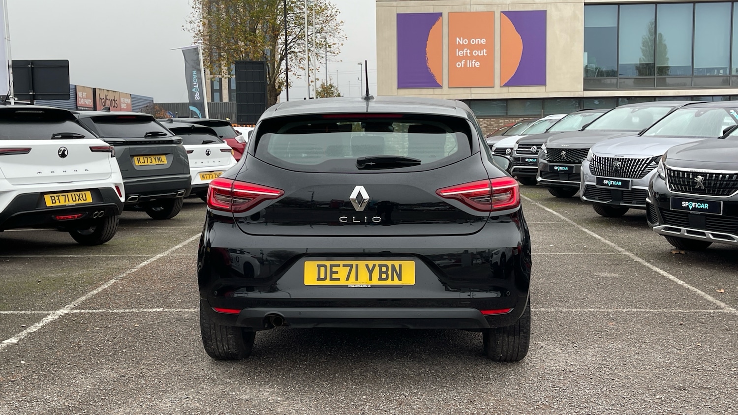 Used Renault Clio 2021 for sale - 76410180: Photo 9