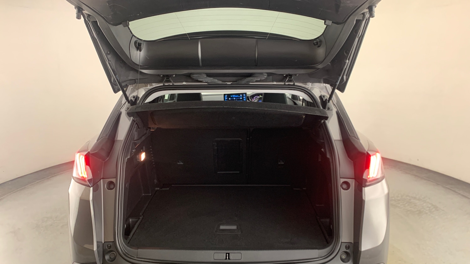 Used Peugeot 3008 2022 for sale - 77218063: Photo 5