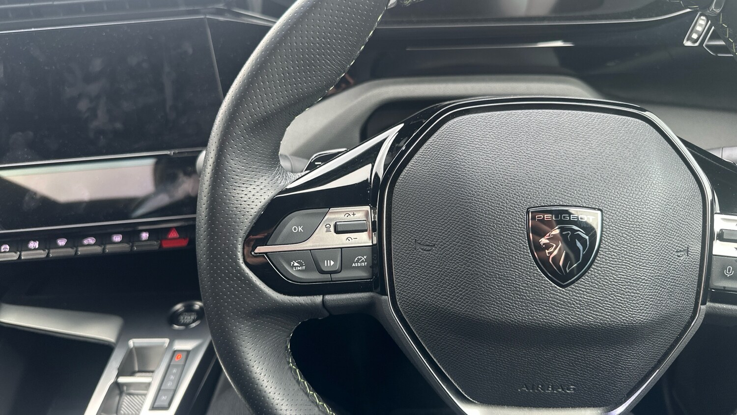 Used Peugeot 408 2024 for sale - 77497905: Photo 23