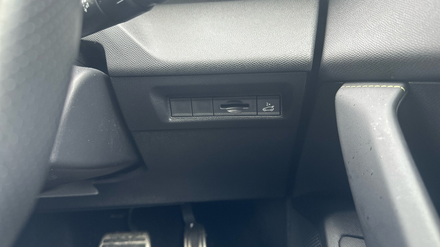 Used Peugeot 408 2024 for sale - 77497905: Photo 34