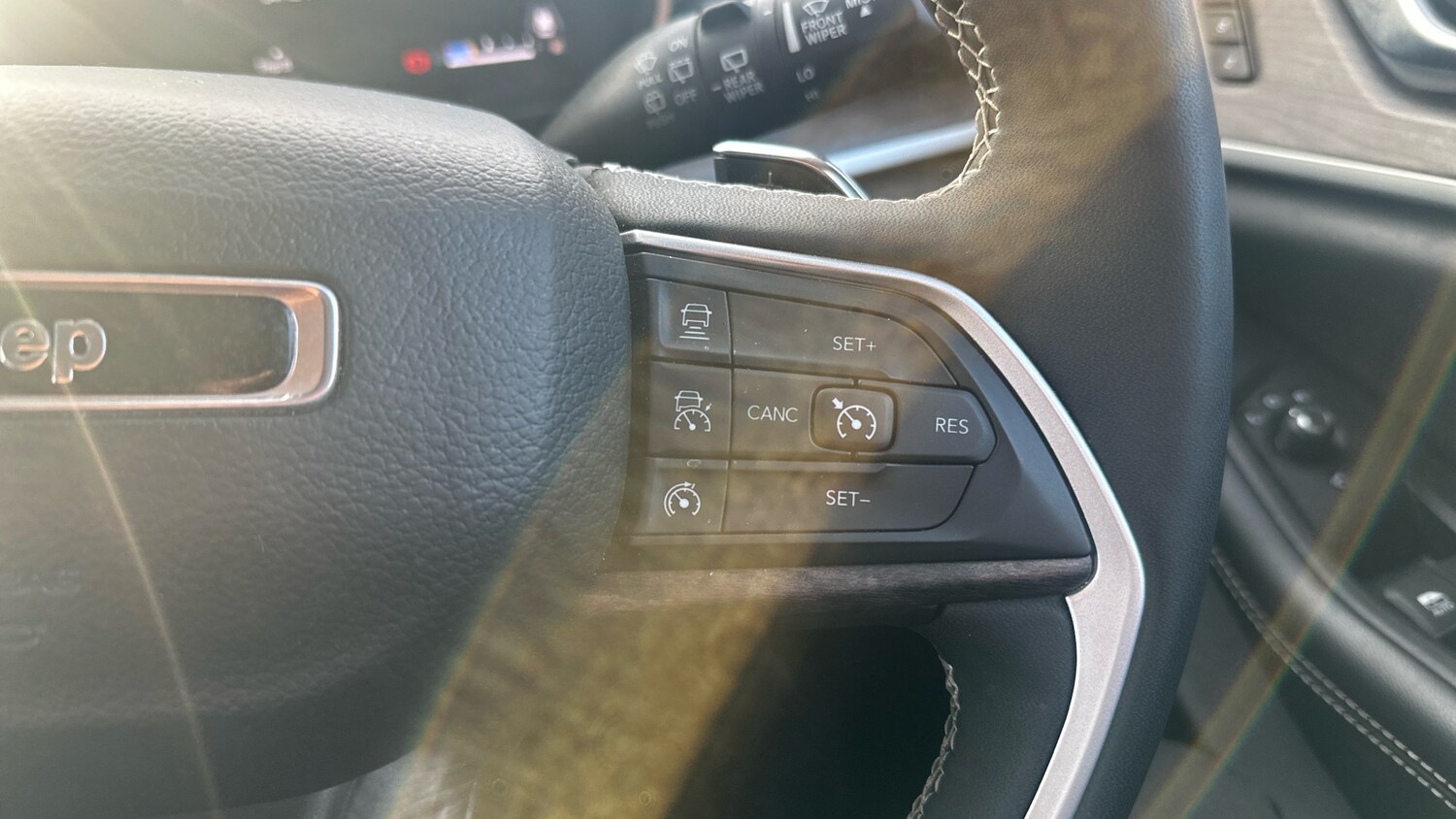 Used Jeep Grand Cherokee 2023 for sale - 77893513: Photo 24