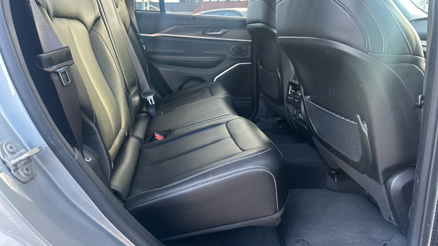 Used Jeep Grand Cherokee 2023 for sale - 77893513: Photo 33