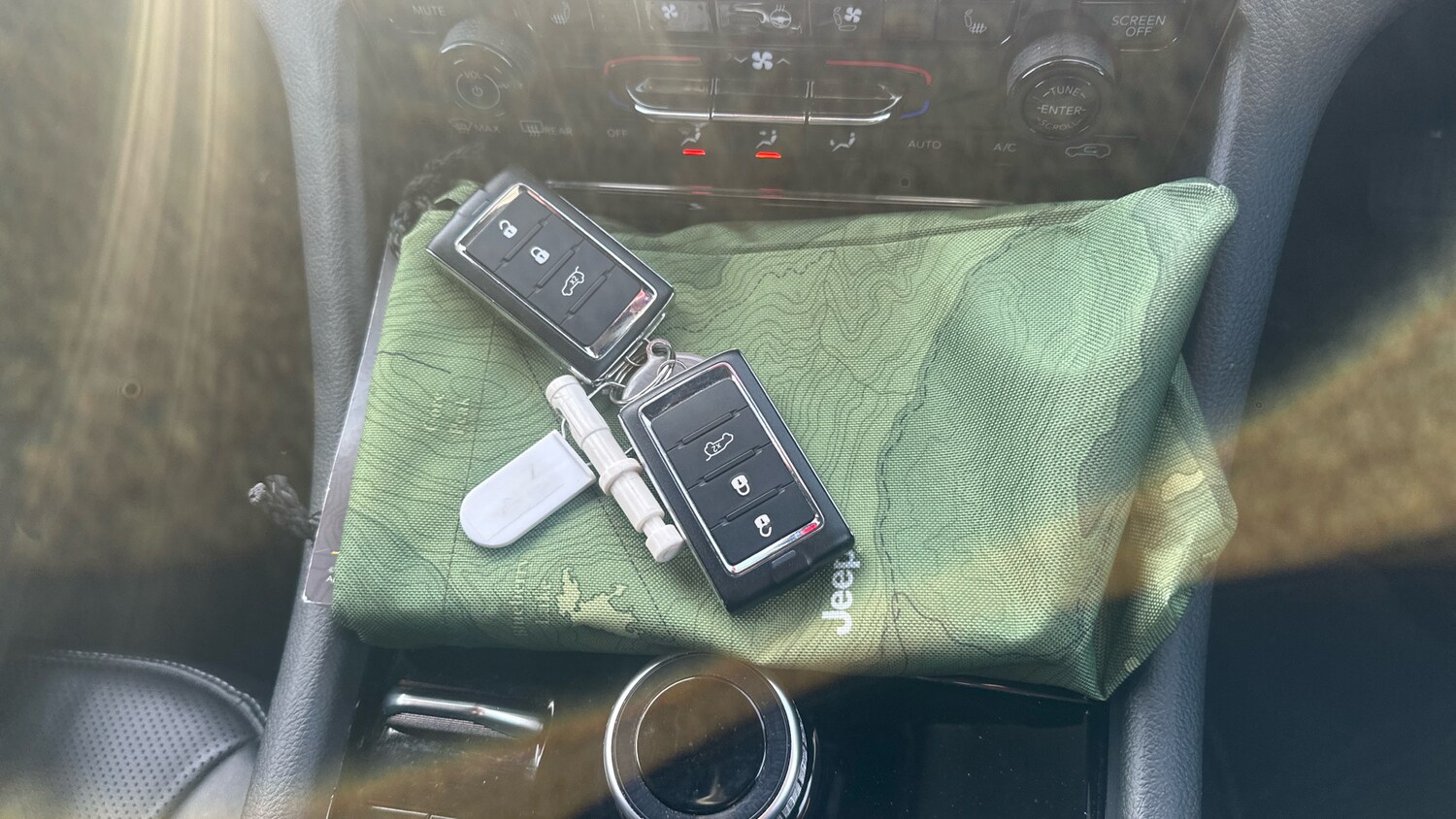 Used Jeep Grand Cherokee 2023 for sale - 77893513: Photo 49