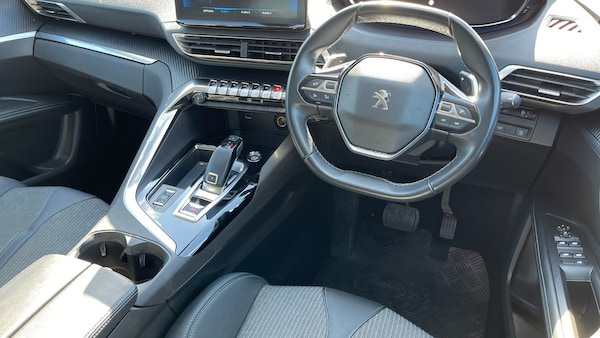 Used Peugeot 3008 2022 for sale - 76202094: Photo 11