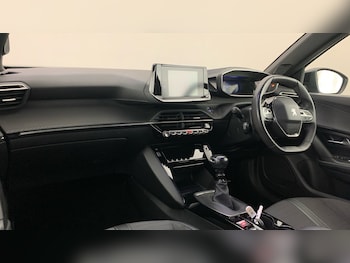 Used Peugeot 2008 2023 for sale - 79363162: Photo
