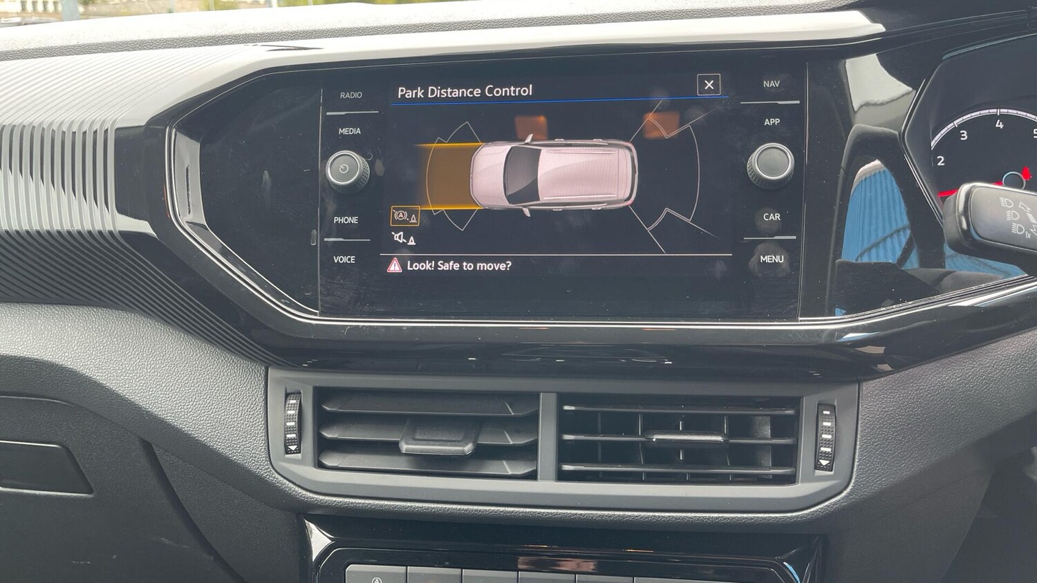 Used Volkswagen T-Cross 2022 for sale - 75966336: Photo 10