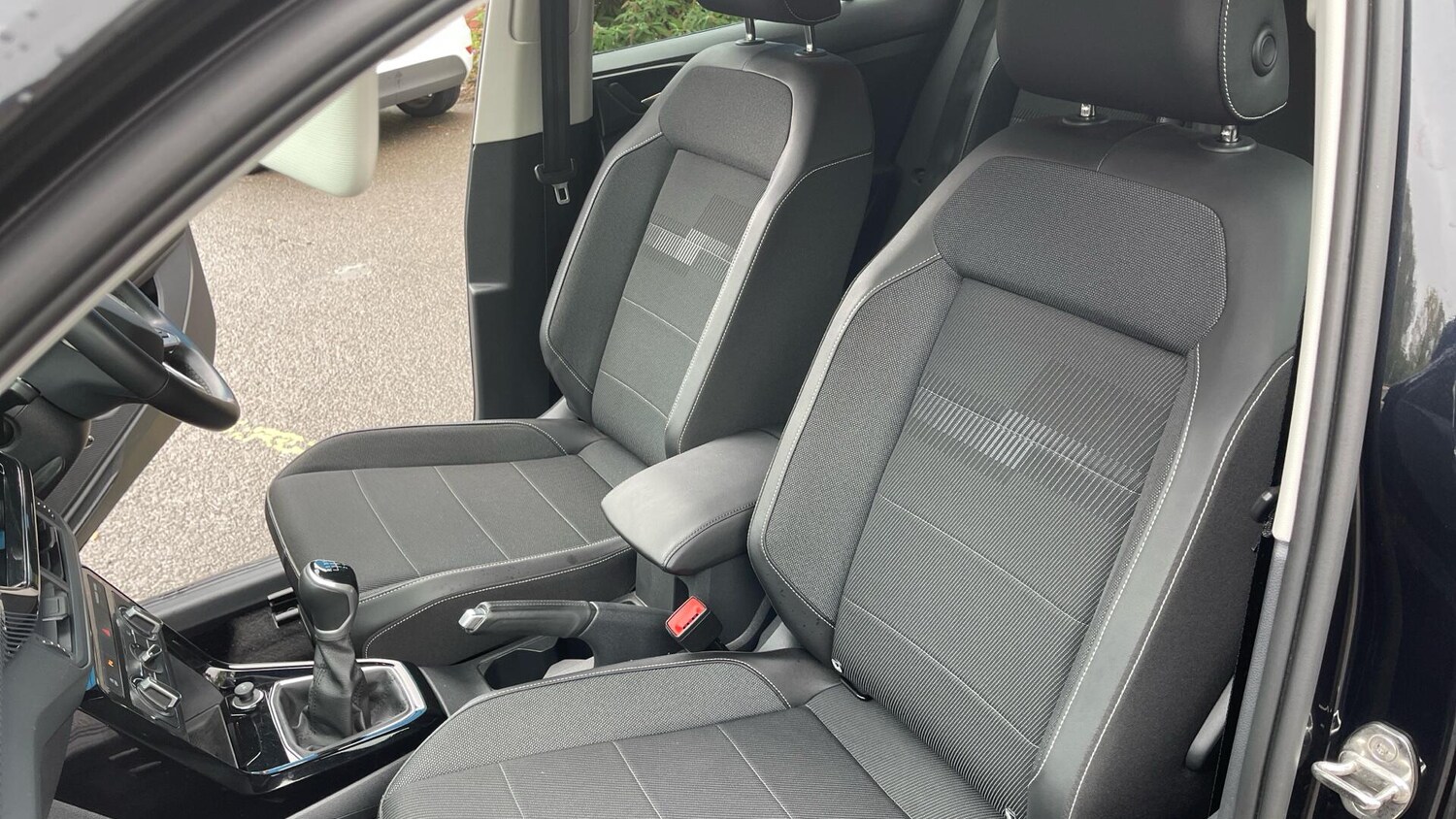 Used Volkswagen T-Cross 2022 for sale - 75966336: Photo 42