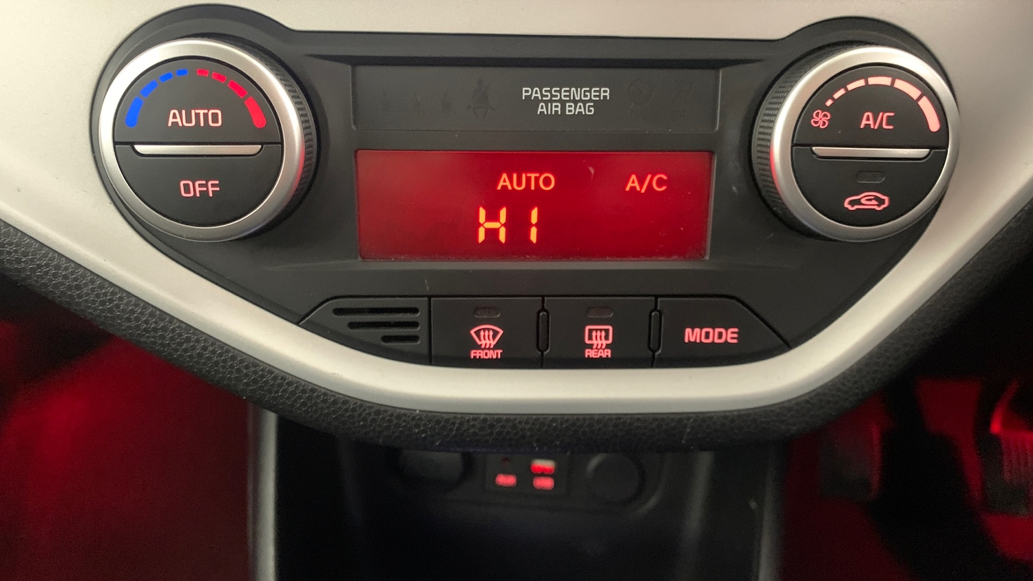 Used Kia Picanto 2015 for sale - 76338292: Photo 30