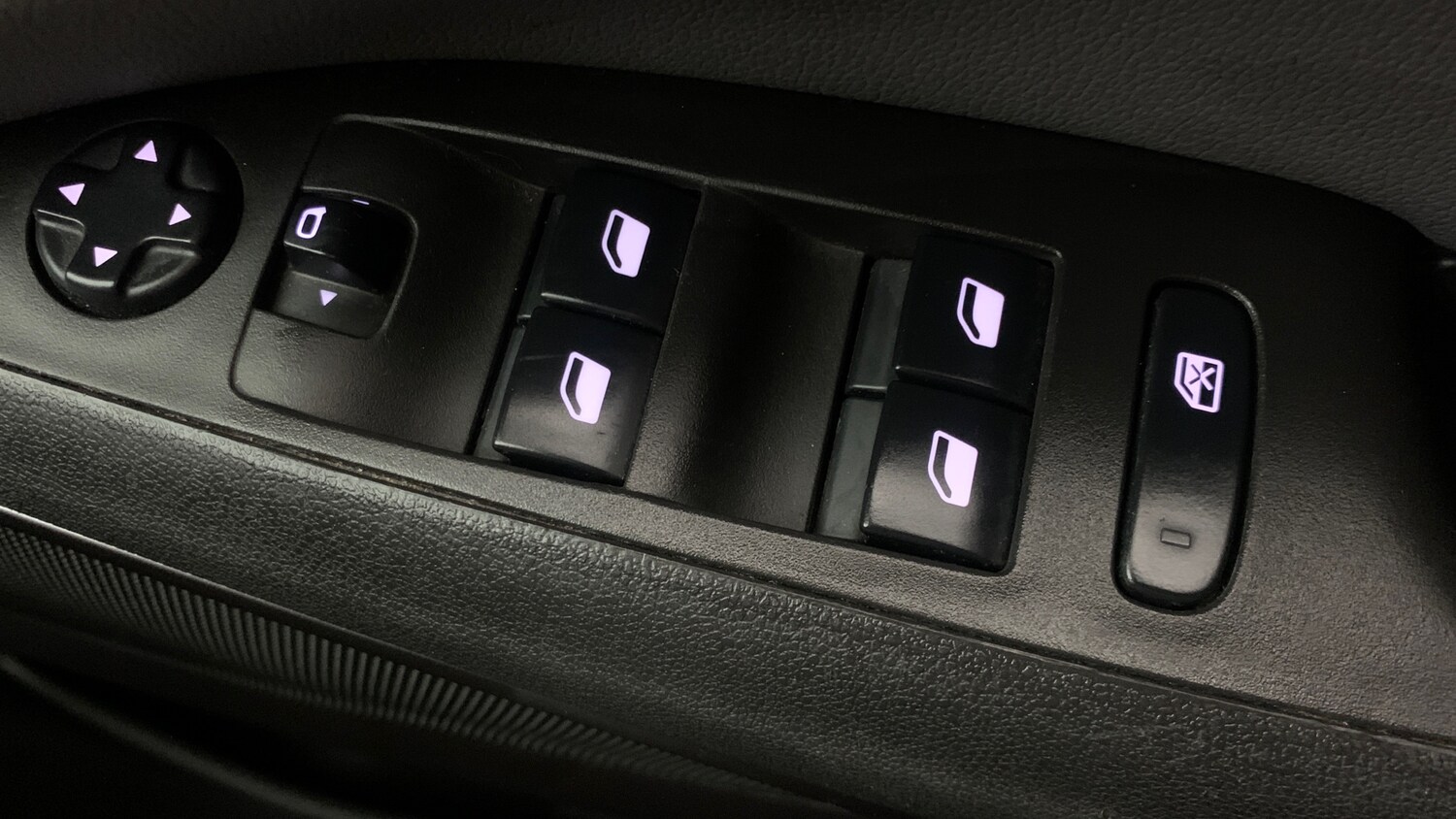 Used Vauxhall Crossland X 2018 for sale - 76241062: Photo 37