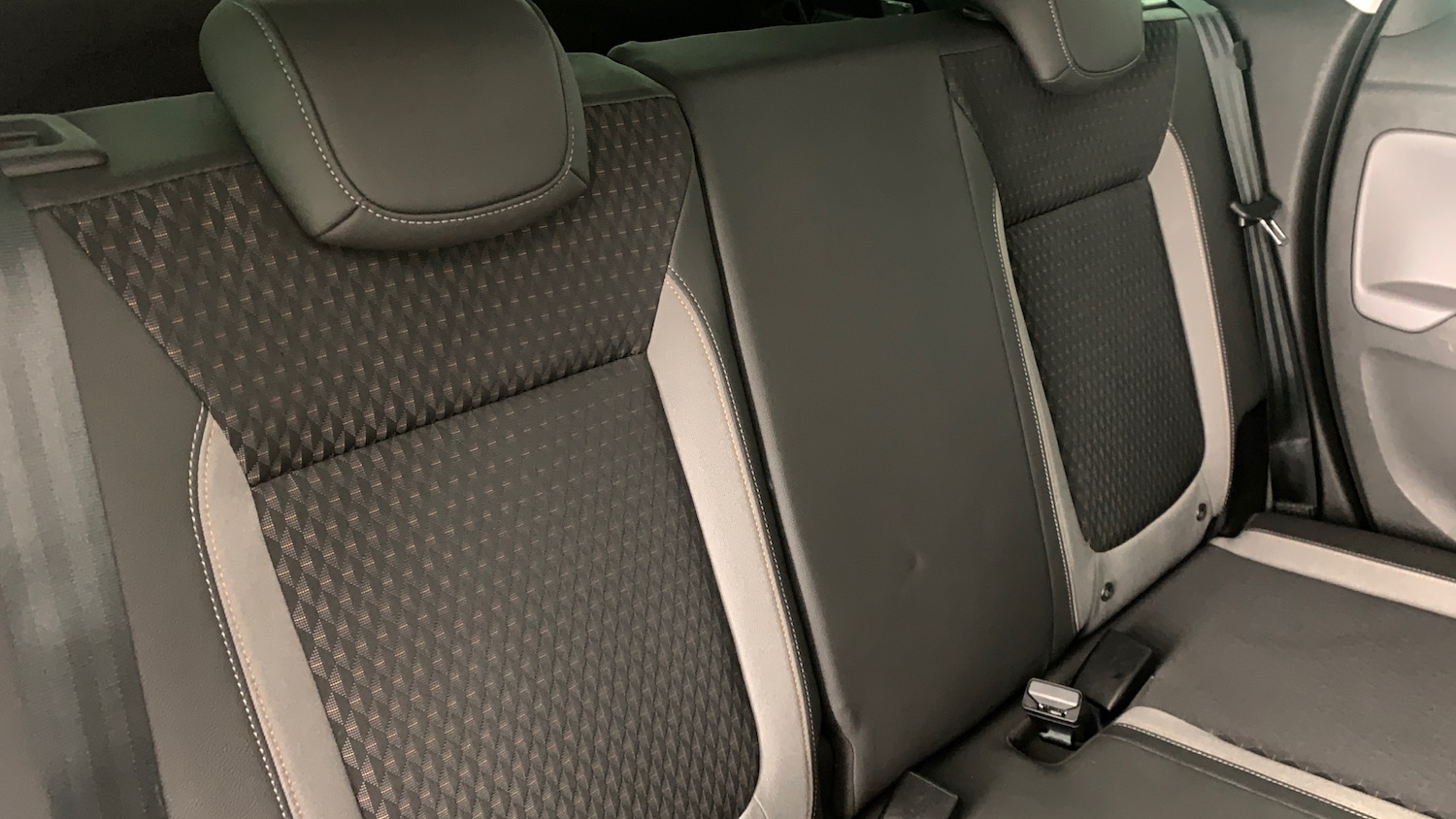 Used Vauxhall Crossland X 2018 for sale - 76241062: Photo 7