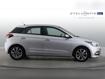 Used Hyundai i20 2015 for sale - 78277189: Photo