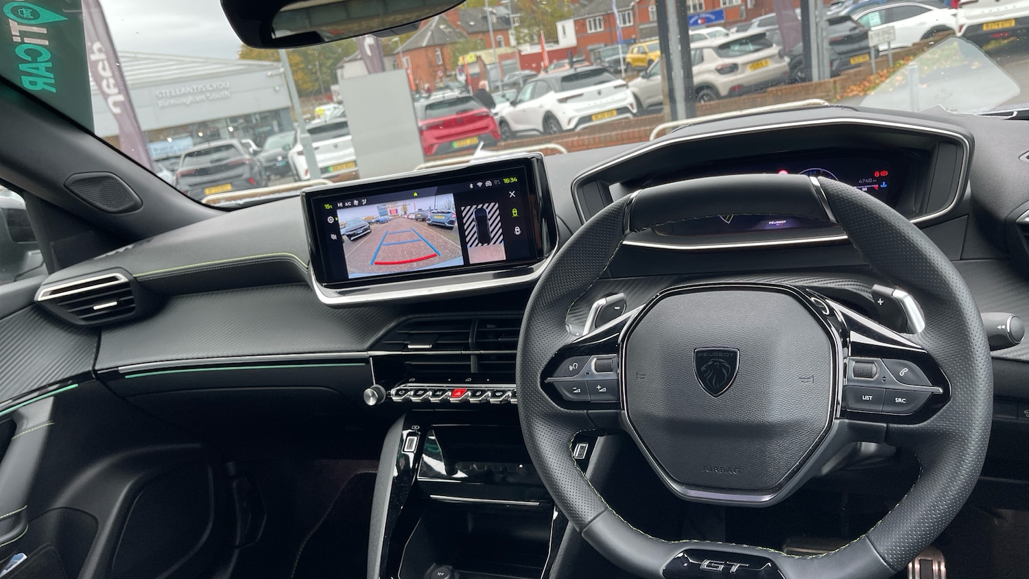 Used Peugeot 2008 2024 for sale - 76400054: Photo 11