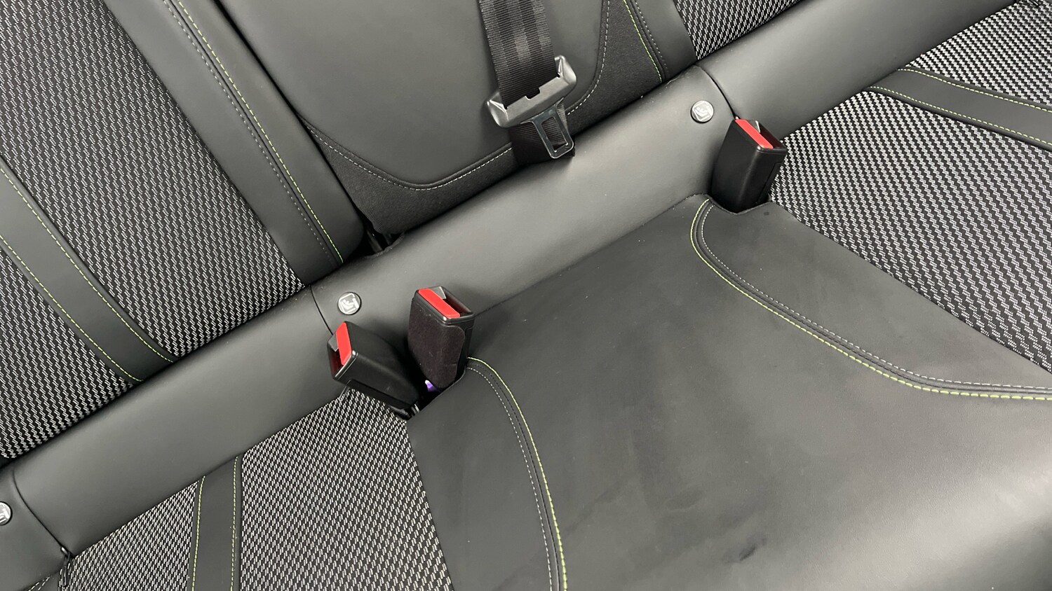 Used Peugeot 2008 2024 for sale - 76400054: Photo 33