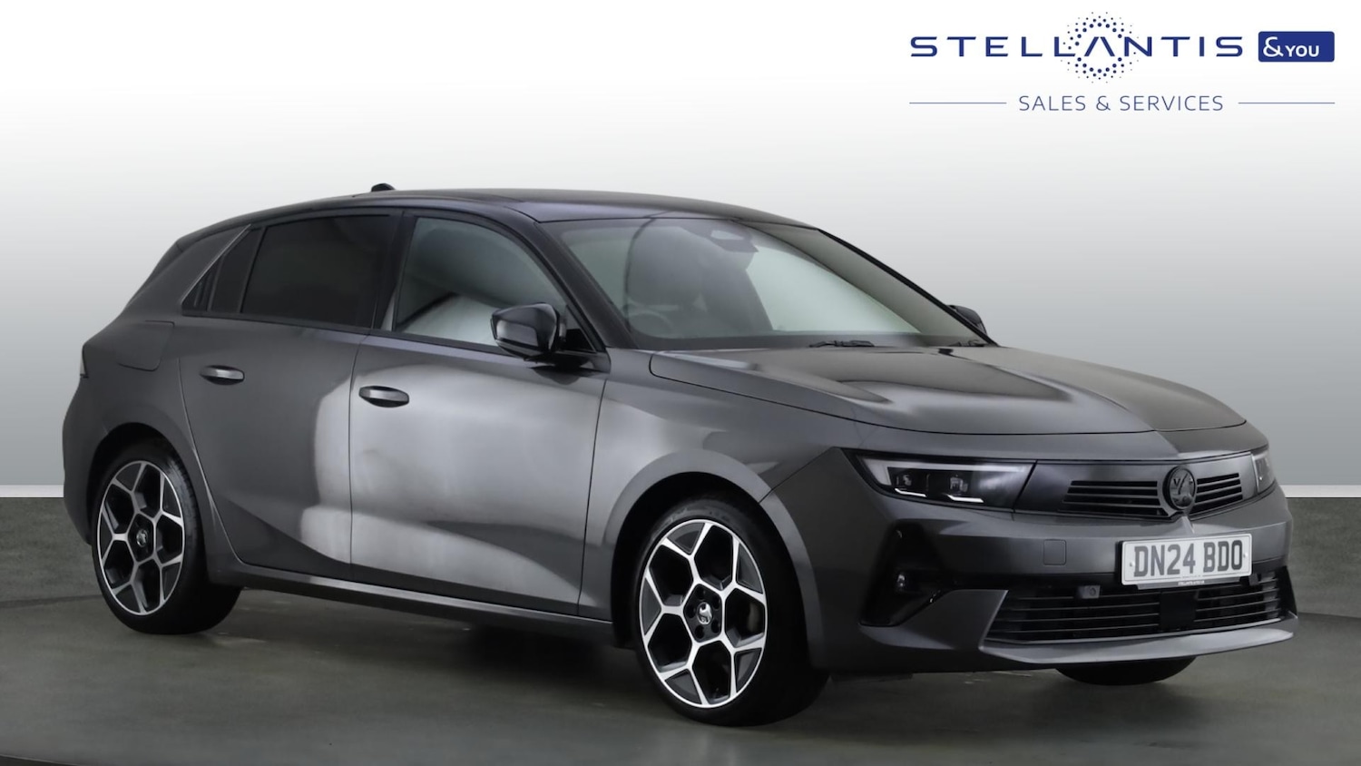 Used Vauxhall Astra 2024 for sale - 77092072: Photo 1